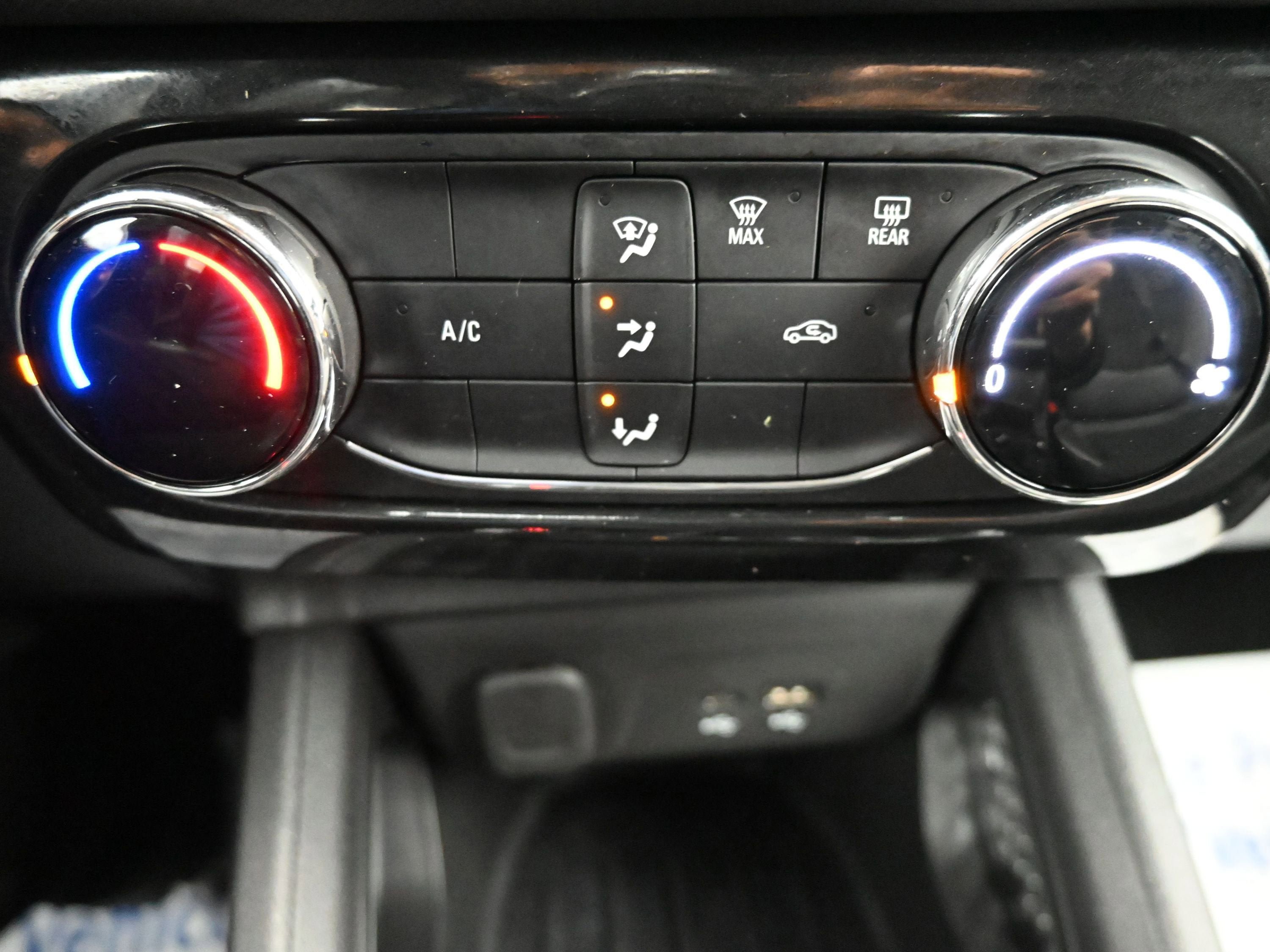 Used 2024 Chevrolet TrailBlazer LT image 16