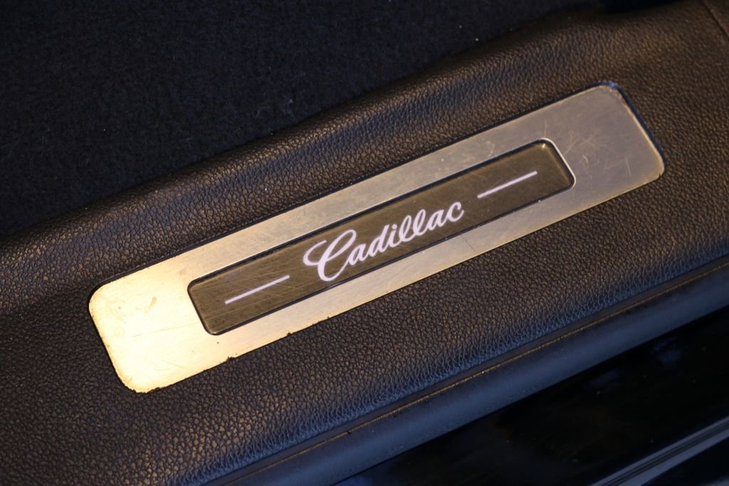 Used 2019 Cadillac Escalade Luxury image 36