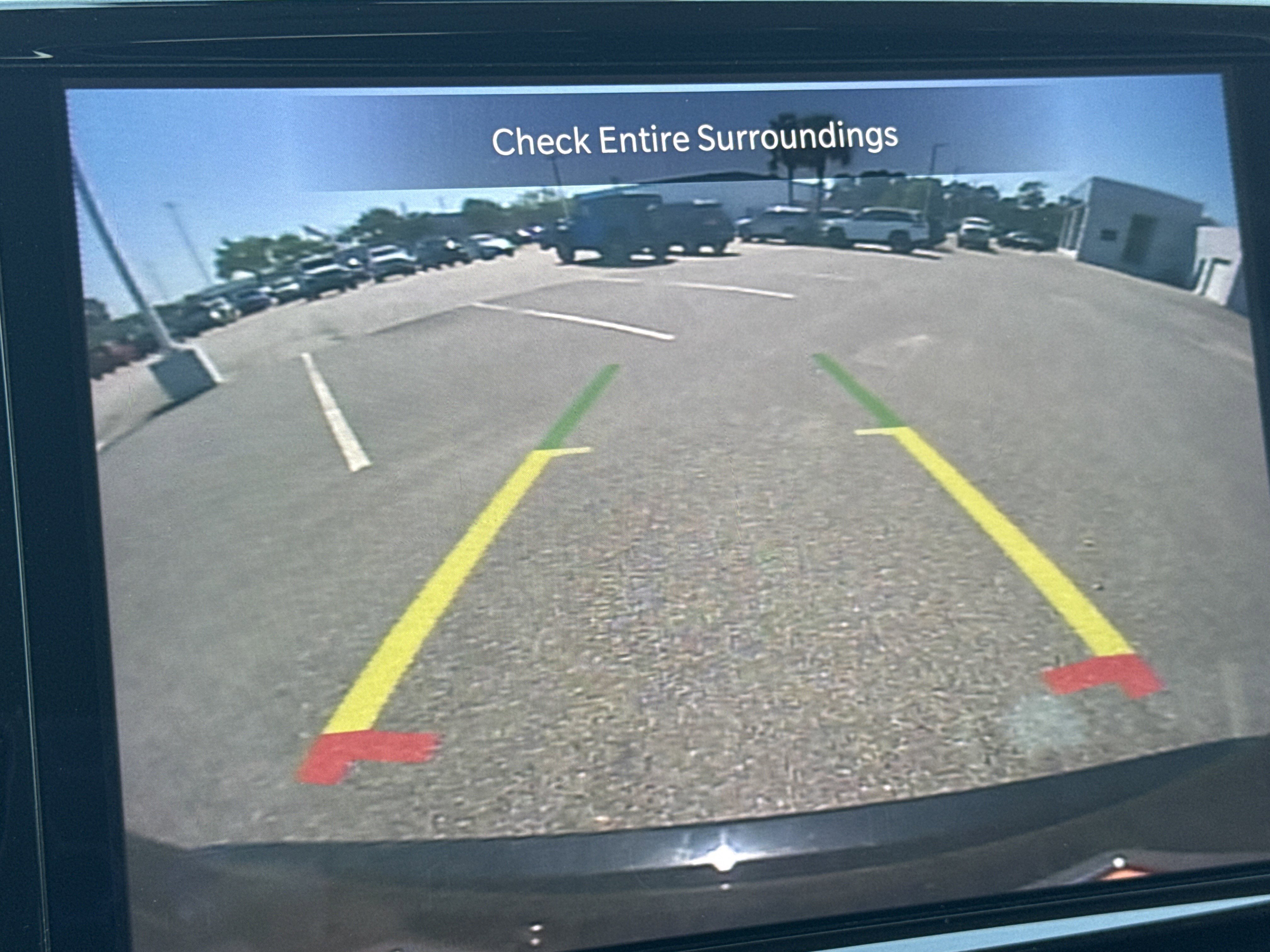 Used 2023 Chrysler Pacifica Touring-L FWD image 23