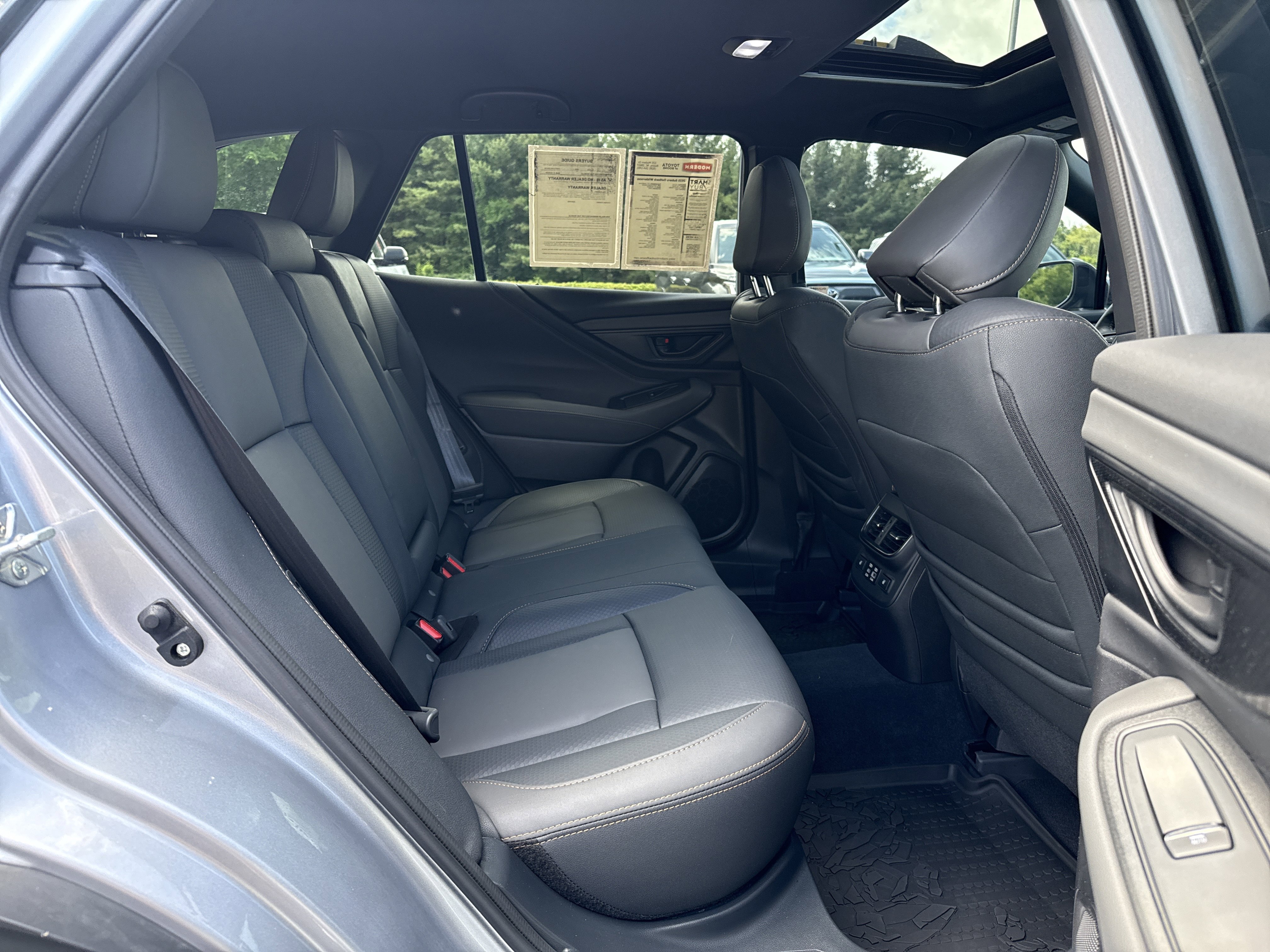 Used 2025 Subaru Outback Wilderness w/ Wilderness Package AWD/4WD image 5