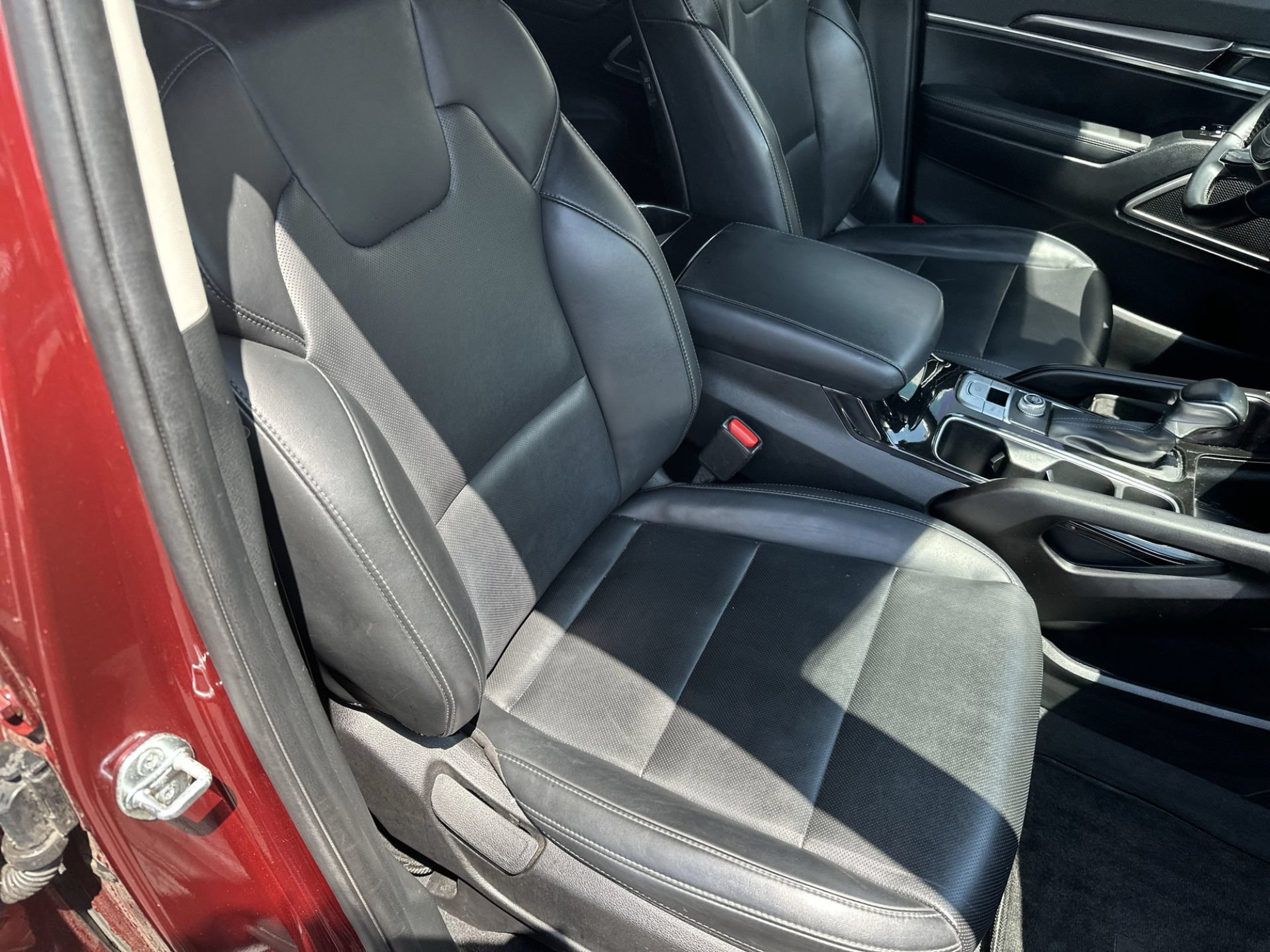 Used 2024 Kia Telluride S w/ S Sunroof Package FWD image 23
