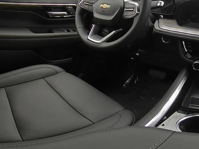 New 2026 Chevrolet Suburban LT w/ Comfort Package AWD/4WD image 33