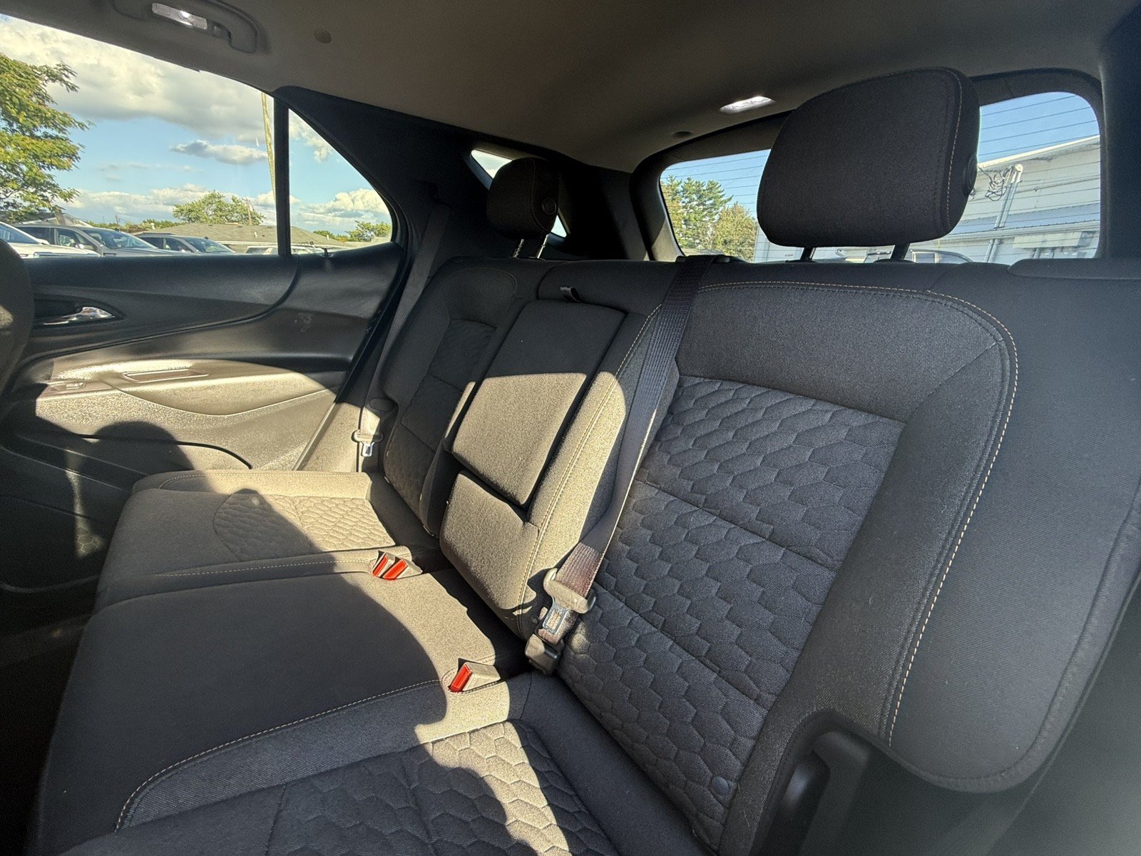 Used 2020 Chevrolet Equinox LT AWD/4WD image 23