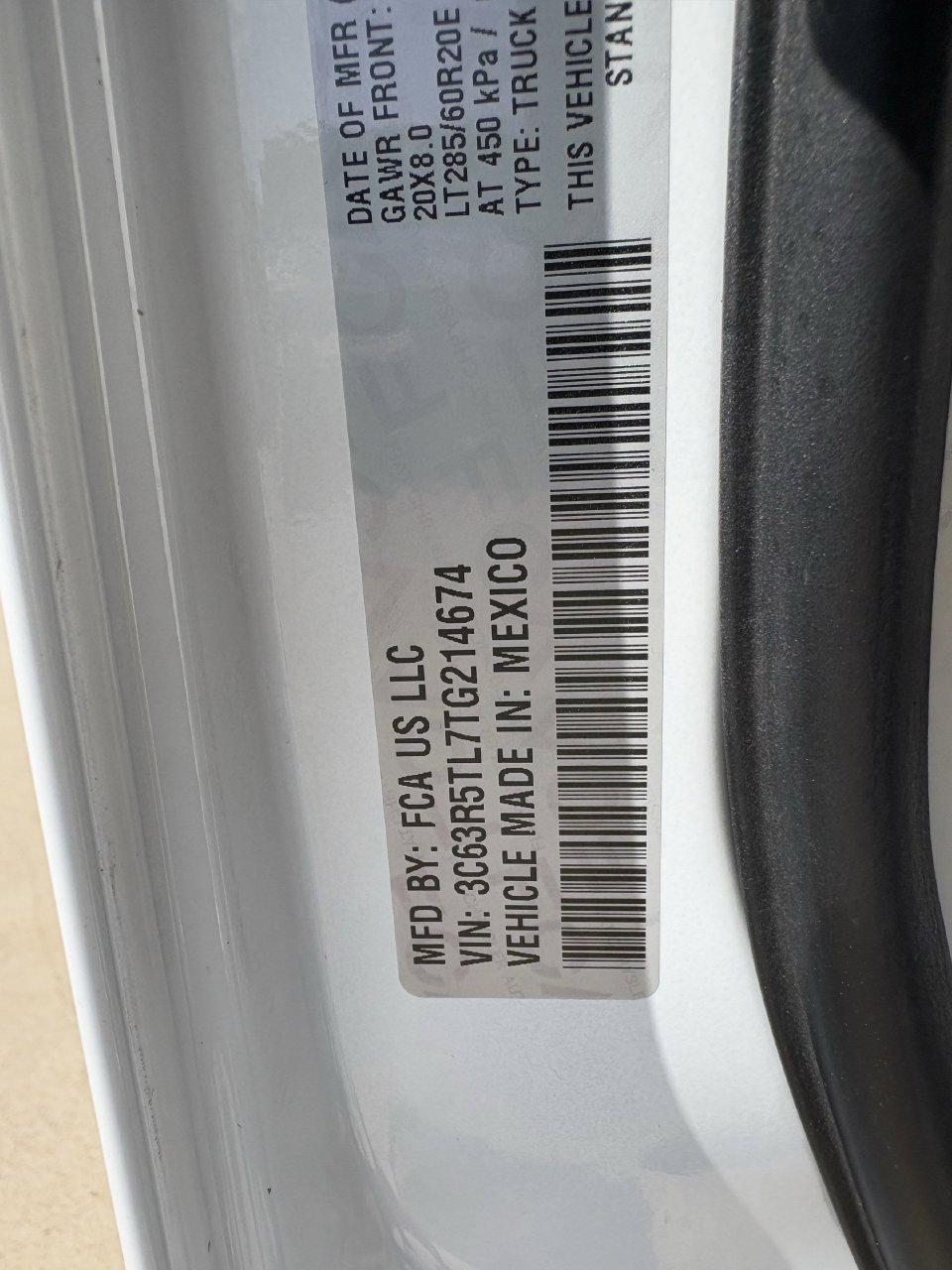Used 2026 RAM 2500 Limited AWD/4WD image 33