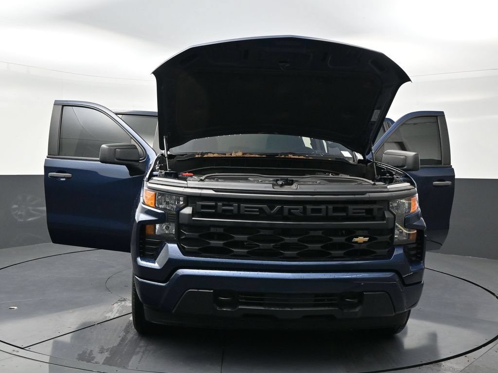 Used 2023 Chevrolet Silverado 1500 Custom RWD image 32