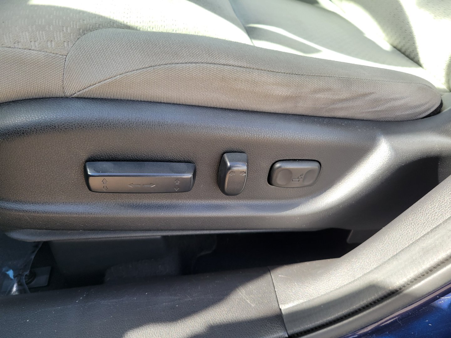 Used 2016 Honda CR-V EX image 16