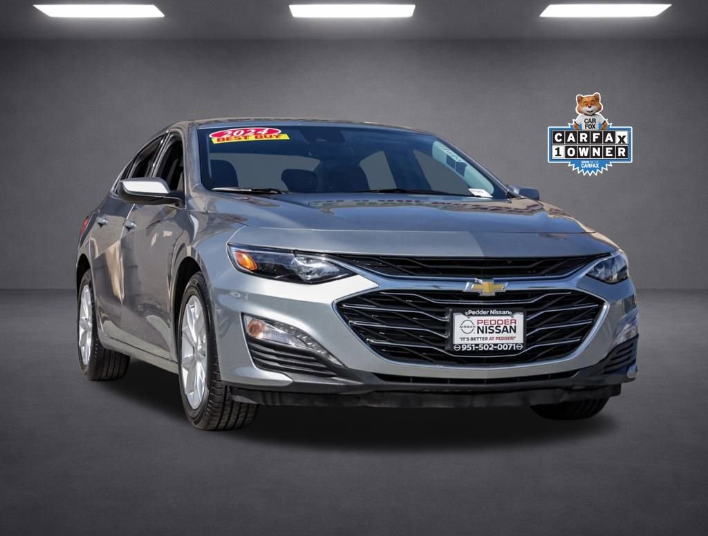 Used 2024 Chevrolet Malibu LT image 2