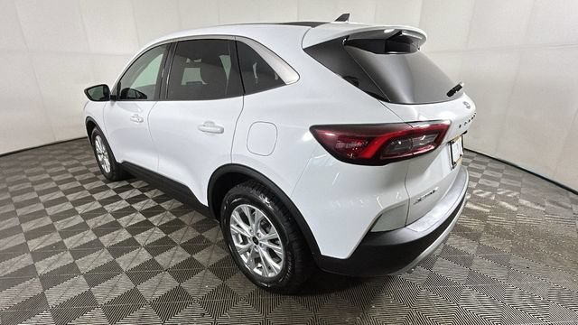 Used 2023 Ford Escape Active w/ Cold Weather Package FWD video 4