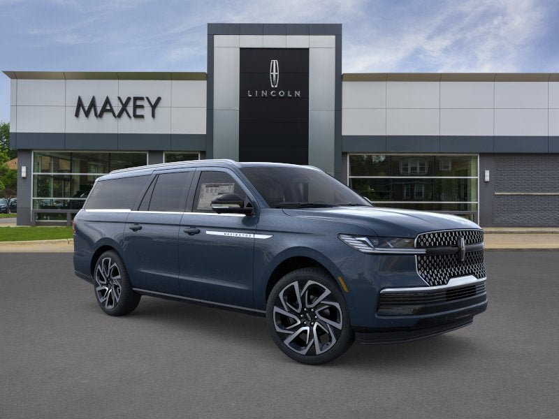 New 2026 Lincoln Navigator L Reserve AWD/4WD image 7