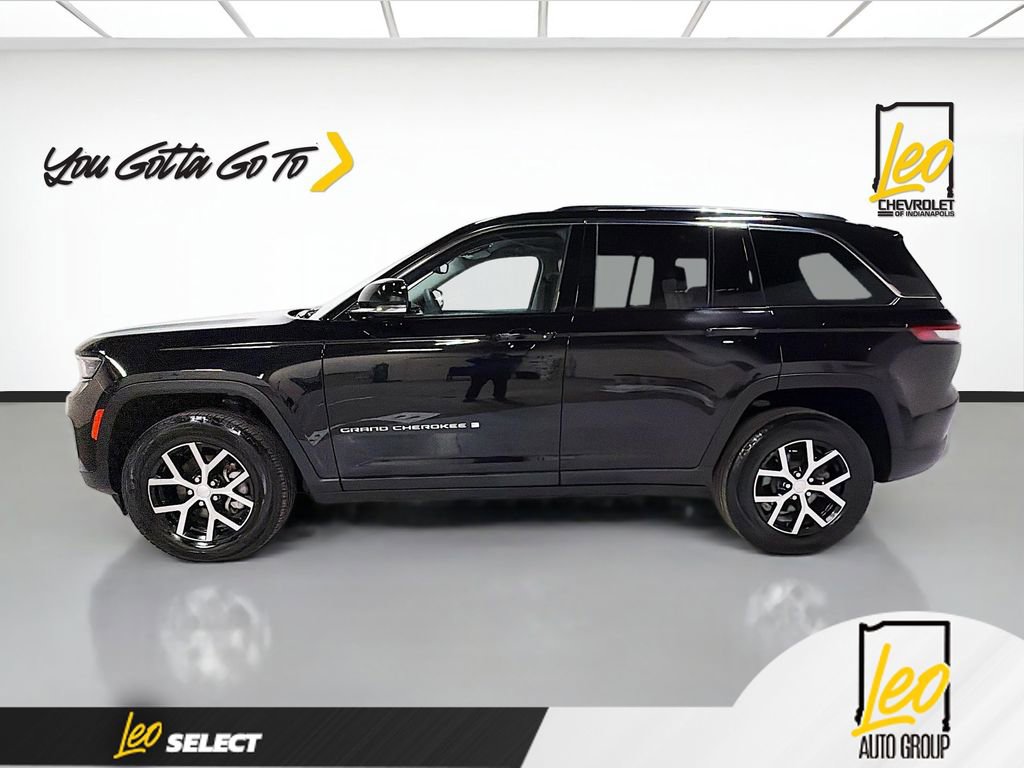 Used 2023 Jeep Grand Cherokee Limited image 8