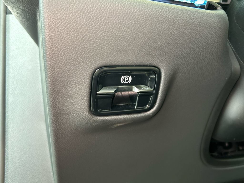 New 2027 Mercedes-Benz E 450 4MATIC Sedan image 14