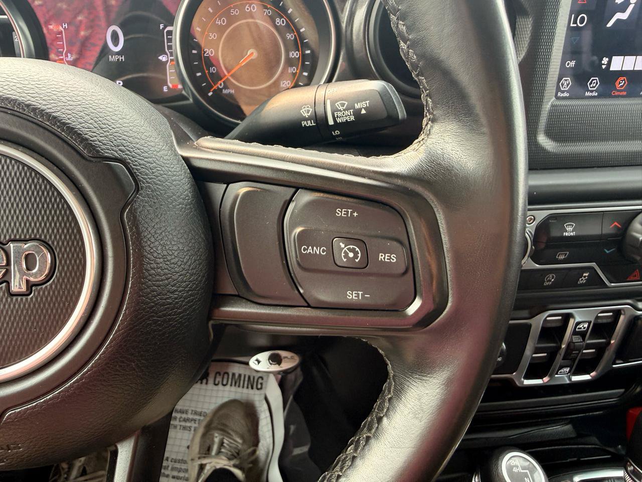 Used 2022 Jeep Gladiator Sport AWD/4WD image 16