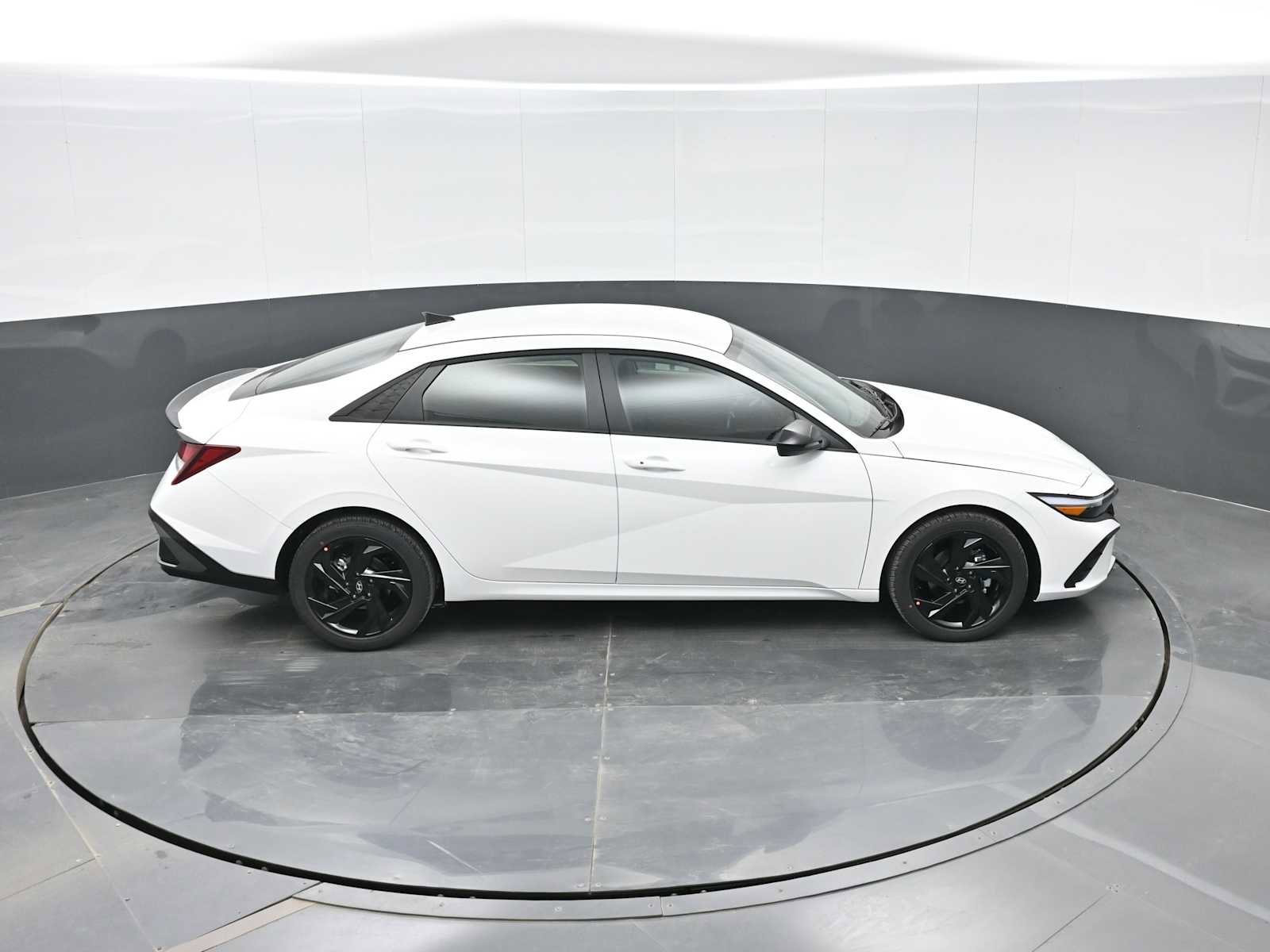 New 2026 Hyundai Elantra Sport w/ Cargo Package image 30