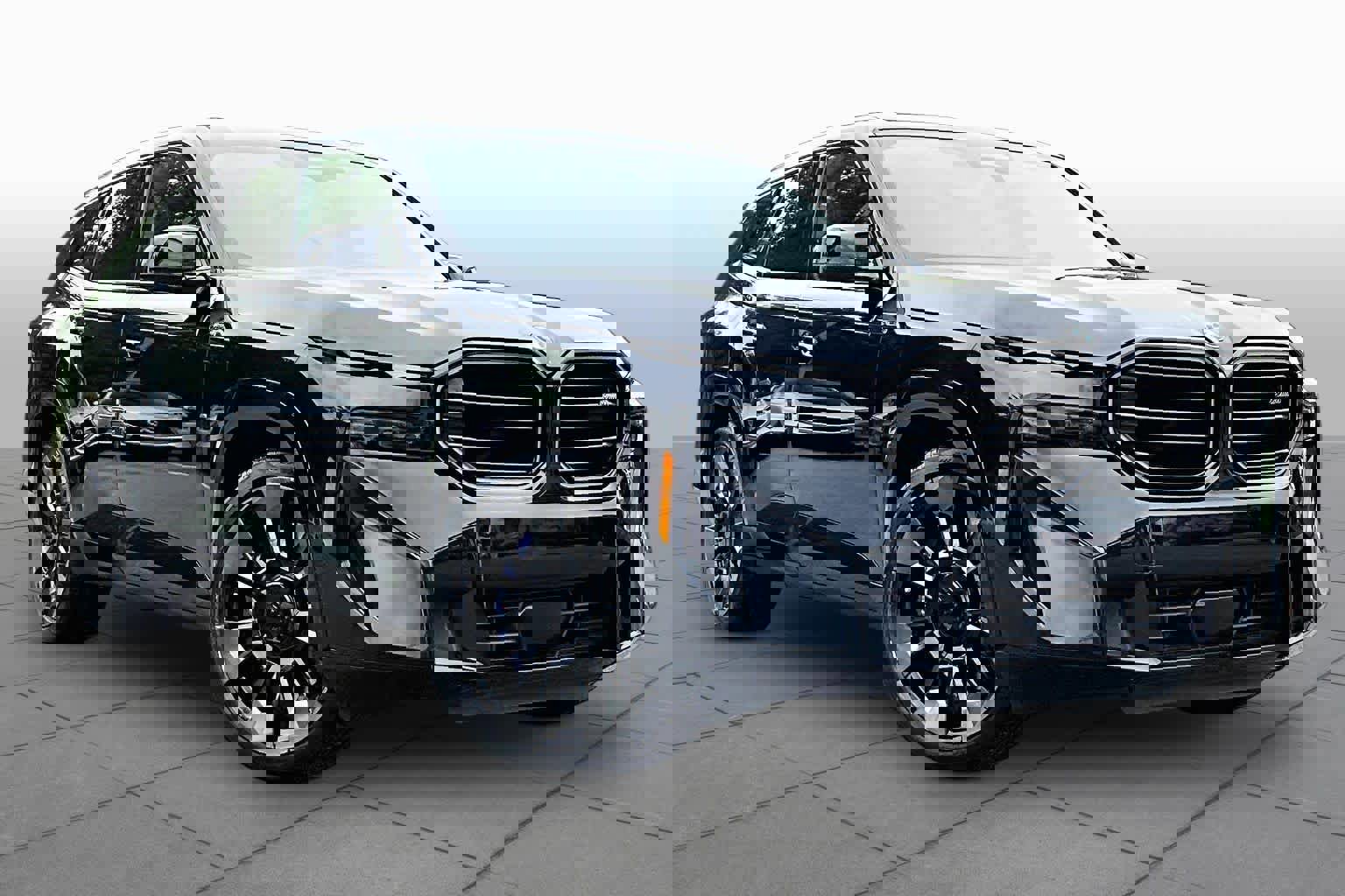 Used 2024 BMW XM AWD/4WD video 2