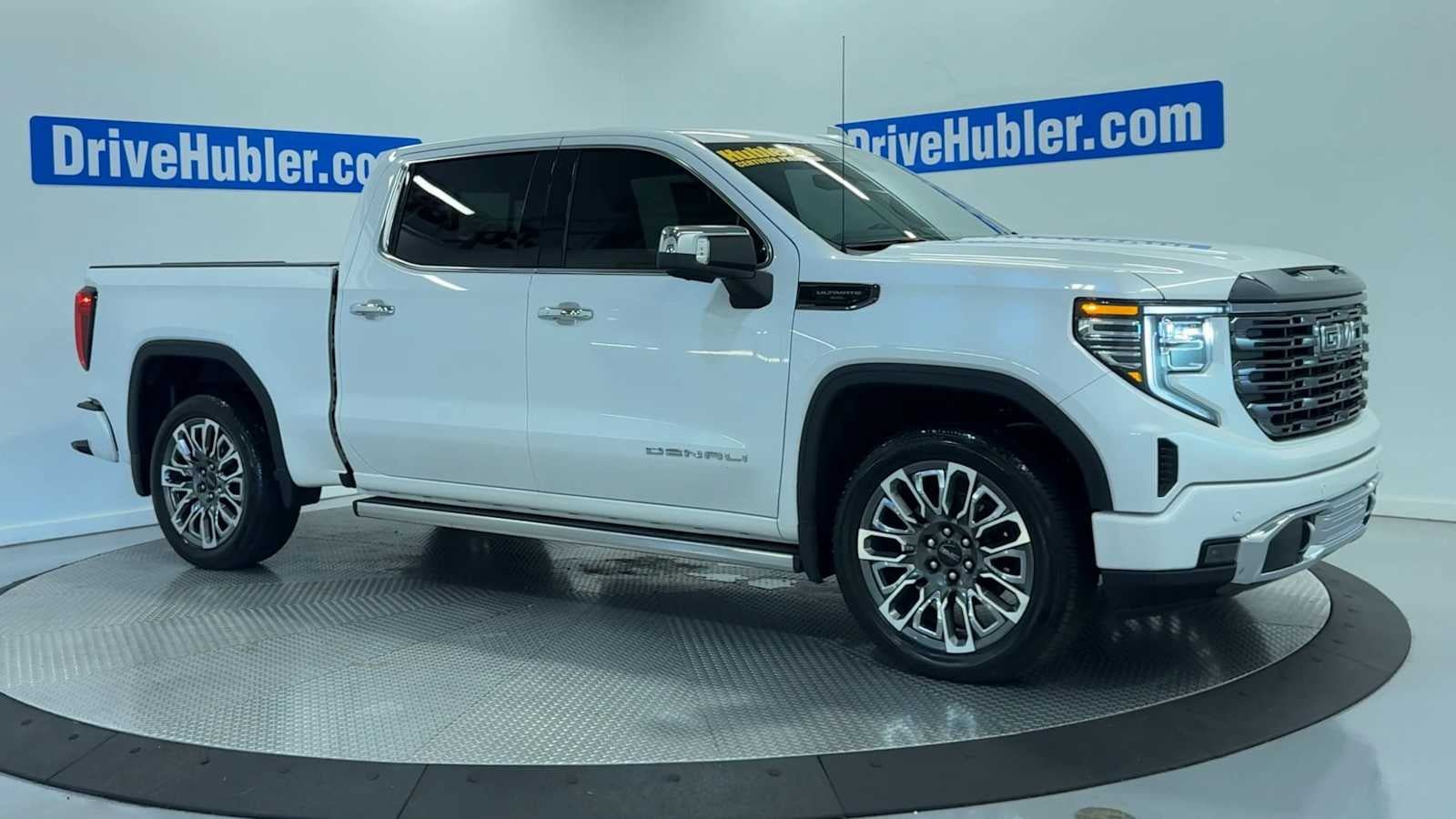 Used 2023 GMC Sierra 1500 Denali Ultimate AWD/4WD image 9
