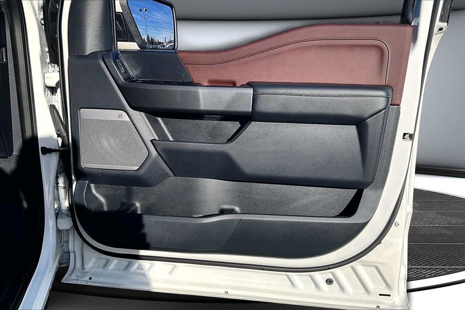 Used 2022 Ford F150 Lariat w/ Equipment Group 502A High image 27