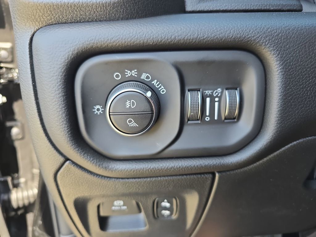 New 2026 RAM 1500 Laramie image 26