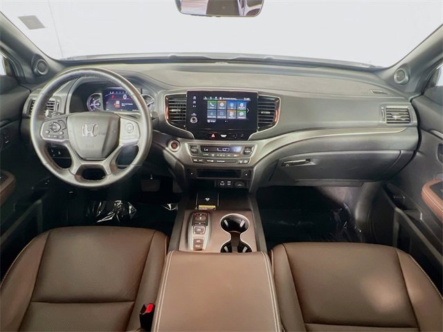 Certified 2025 Honda Passport EX-L image 27