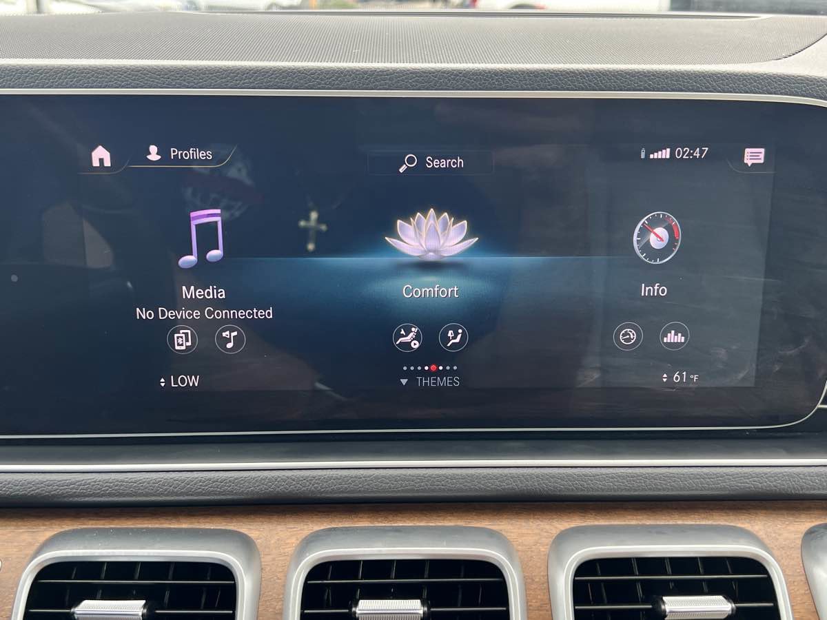 Used 2020 Mercedes-Benz GLE 450 4MATIC image 25