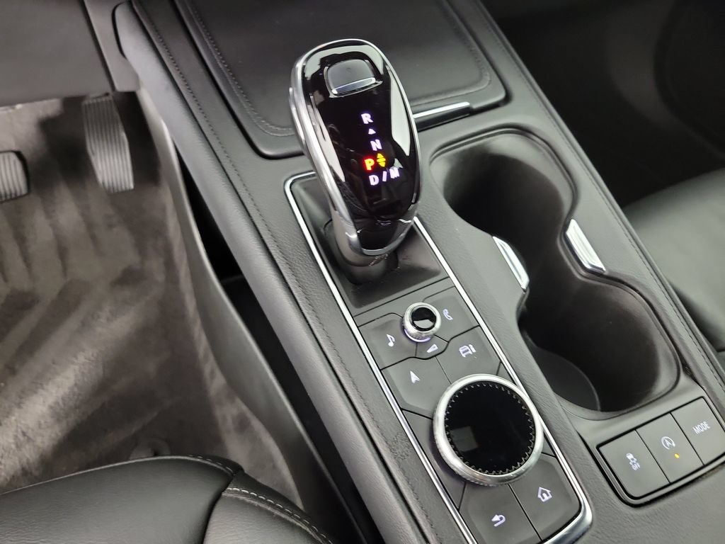 Certified 2025 Cadillac XT4 Premium Luxury FWD image 28