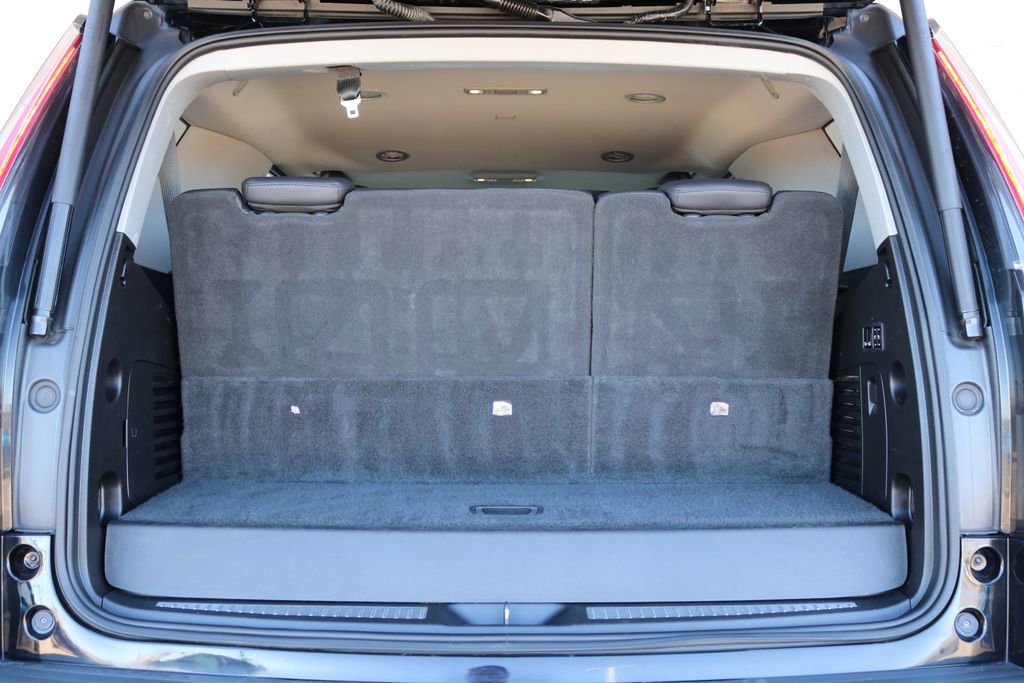 Used 2019 Cadillac Escalade Luxury image 30