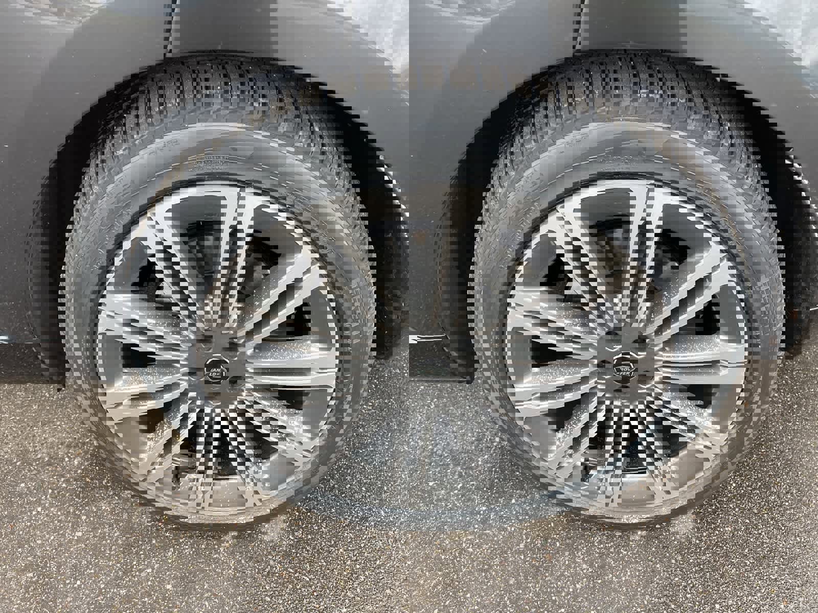 Certified 2023 Land Rover Range Rover SE image 8