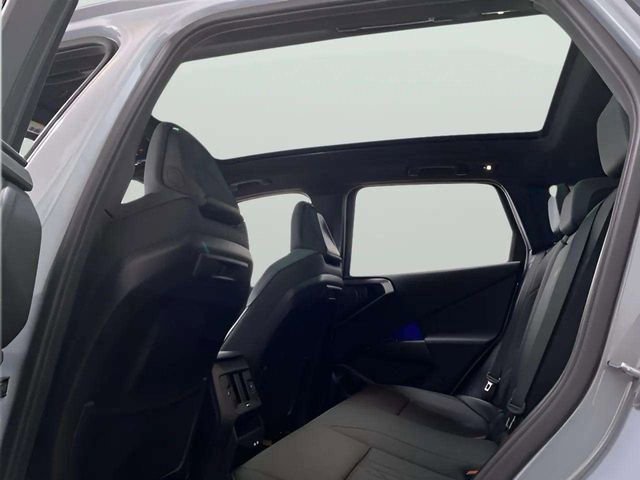 Used 2025 BMW X3 xDrive30i AWD/4WD image 28