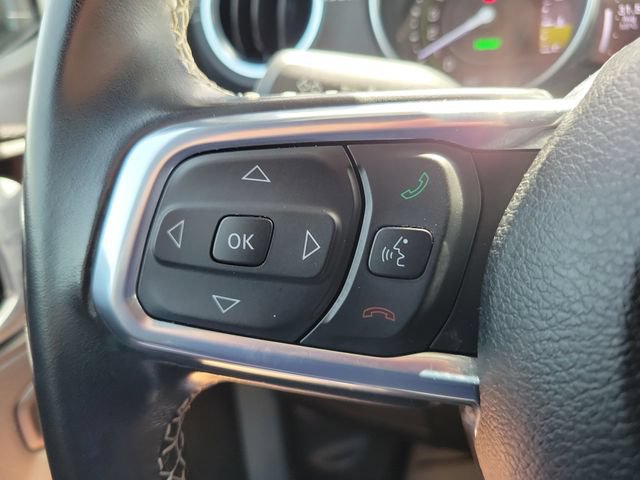 Used 2022 Jeep Wrangler Unlimited Sahara AWD/4WD image 20