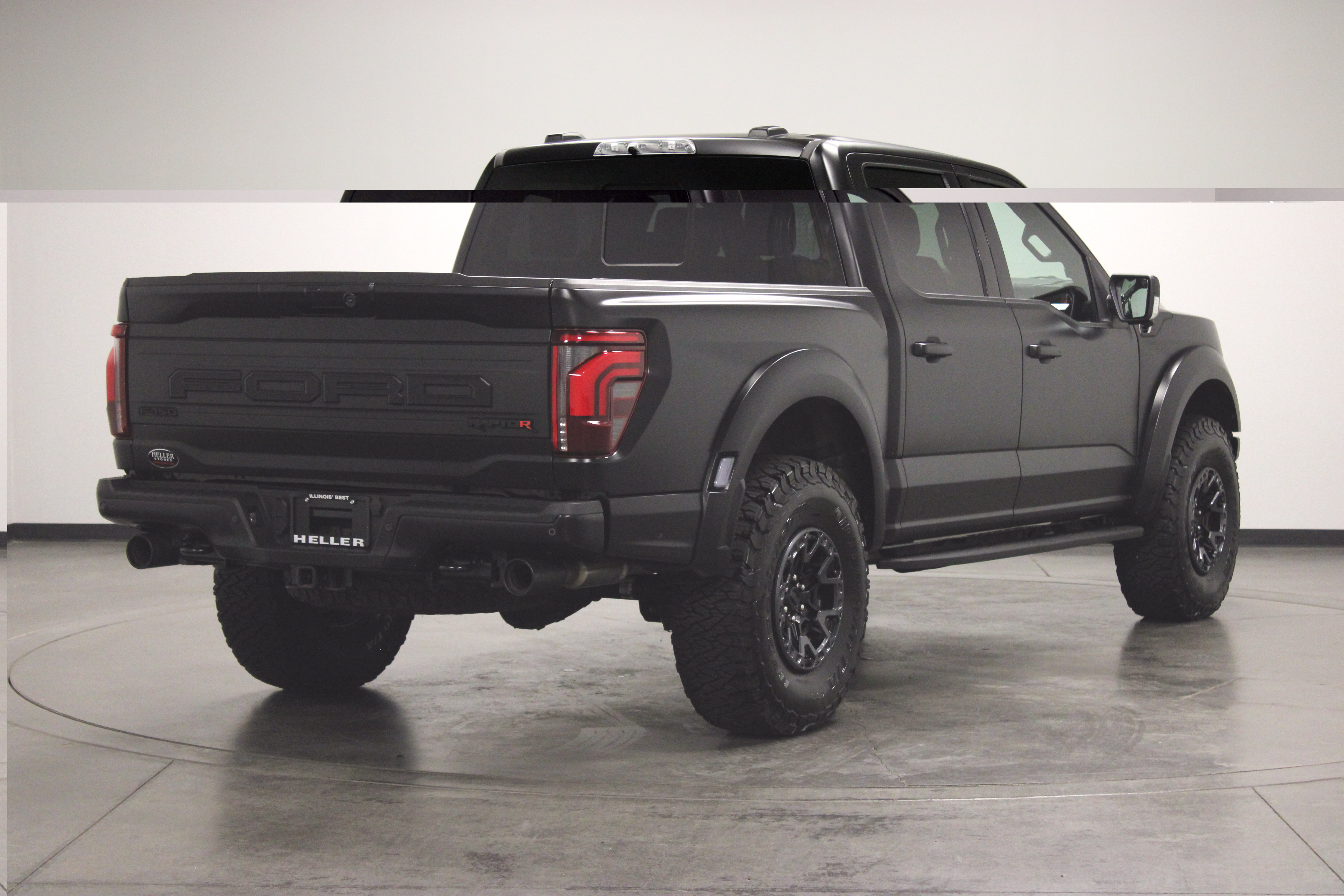 Used 2025 Ford F150 Raptor w/ Equipment Group 803A Raptor R AWD/4WD image 8