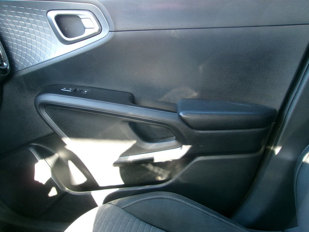 Used 2022 Kia Soul GT-Line image 22