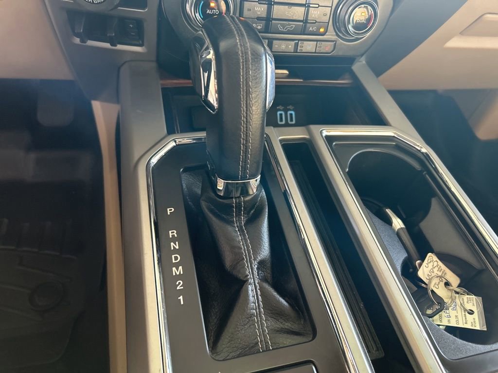 Used 2016 Ford F150 Lariat w/ Equipment Group 502A Luxury image 8