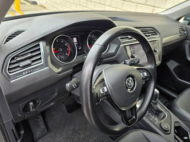 Used 2019 Volkswagen Tiguan SE image 17