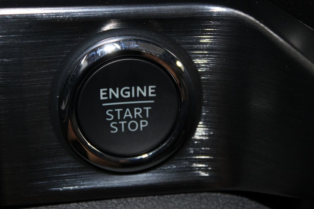 New 2026 Ford F250 Lariat w/ Black Appearance Package AWD/4WD image 46