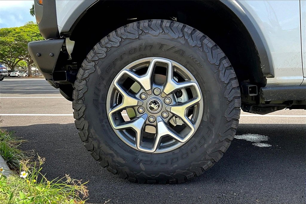 Used 2024 Ford Bronco Badlands image 8