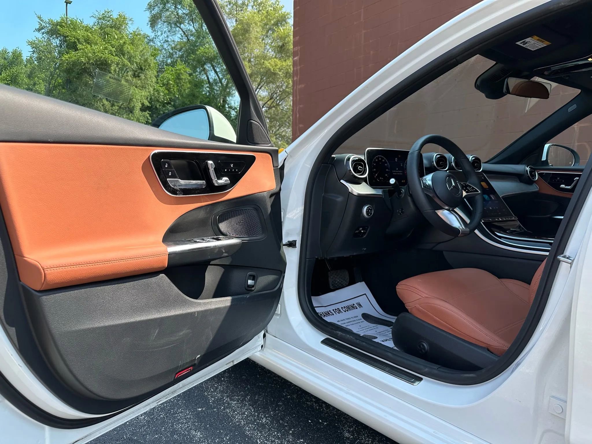 Used 2025 Mercedes-Benz C 300 4MATIC Sedan image 15