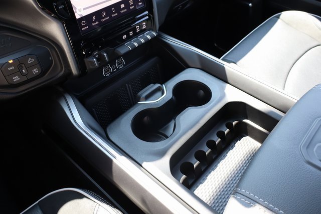 Used 2025 RAM 2500 Laramie image 31