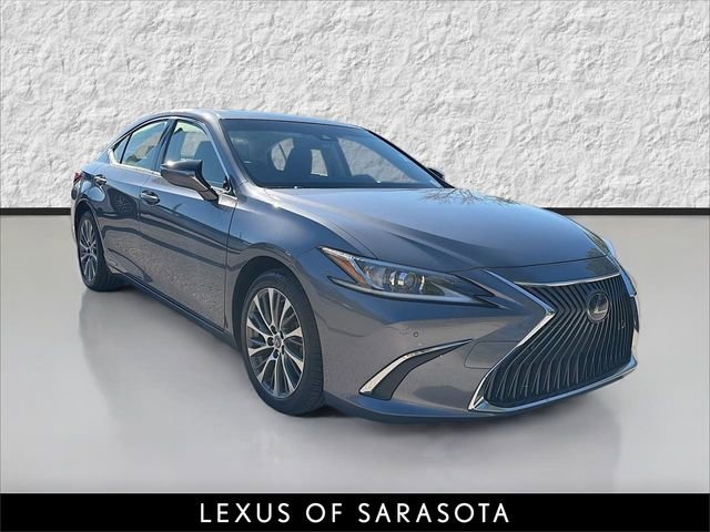 Used 2019 Lexus ES 300h w/ Premium Package image 1