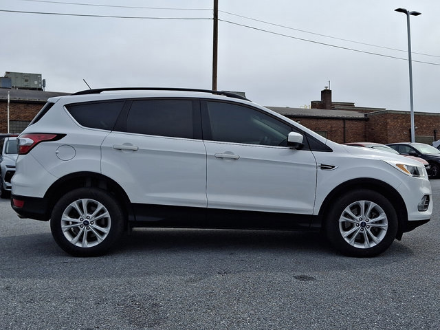 Used 2018 Ford Escape SE w/ SE Sync 3 Package image 7