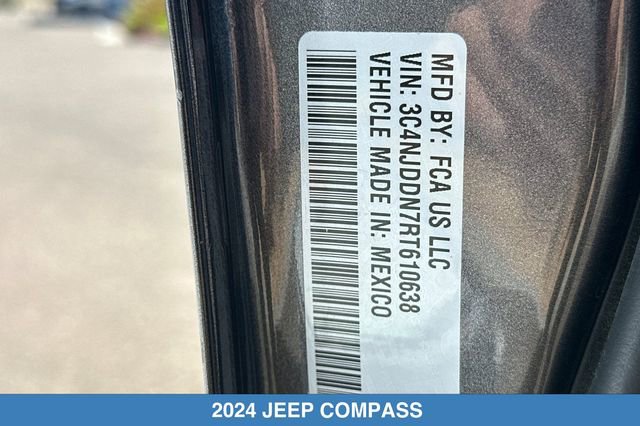 Used 2024 Jeep Compass Trailhawk AWD/4WD image 31