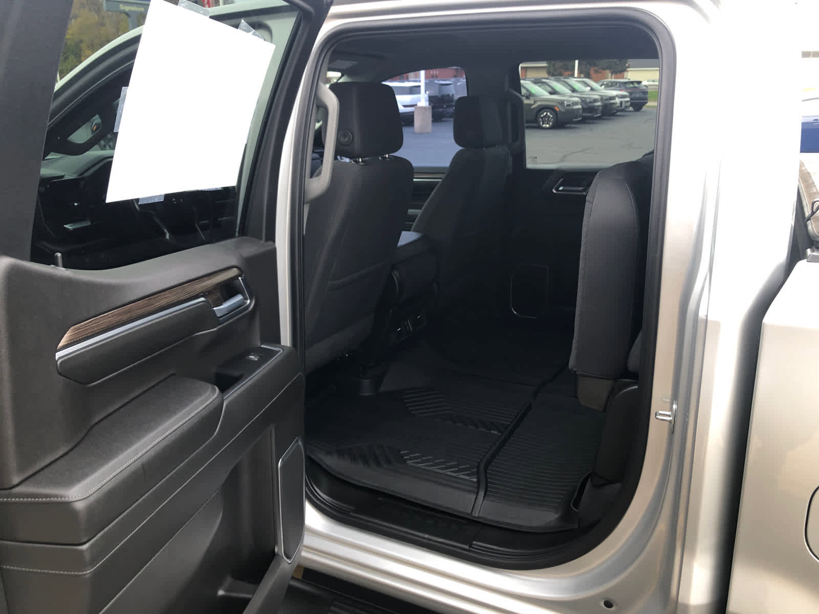 Used 2022 Chevrolet Silverado 1500 RST image 15