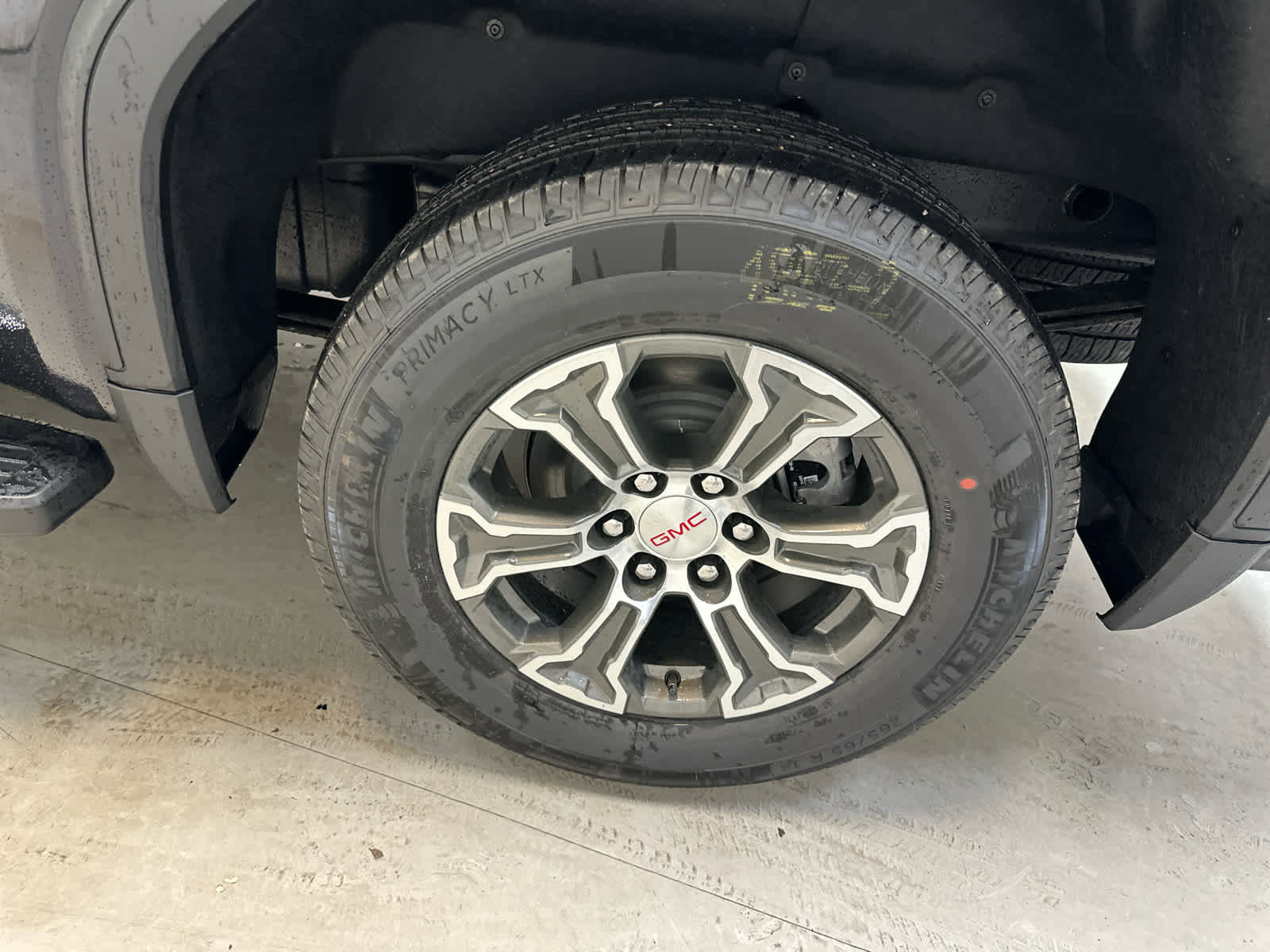 New 2026 GMC Sierra 1500 SLT w/ SLT Convenience Package image 11