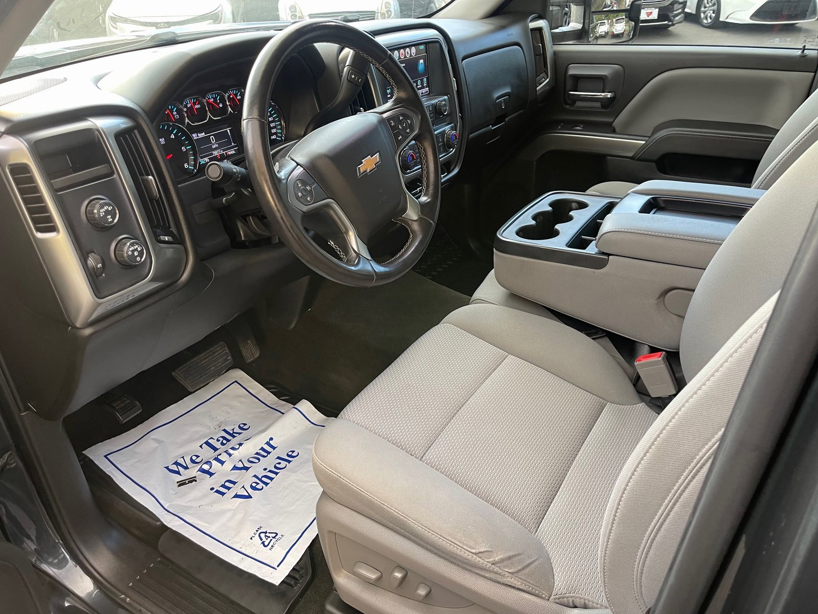 Used 2018 Chevrolet Silverado 1500 LT w/ All Star Edition image 10