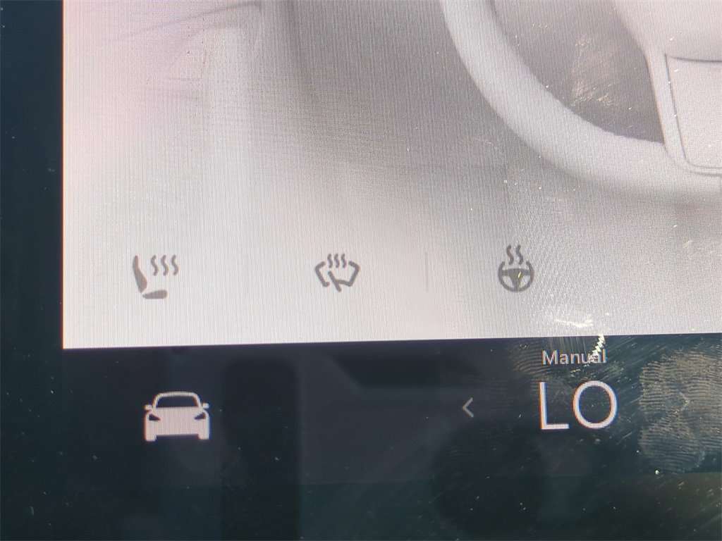 Used 2023 Tesla Model Y Performance image 26