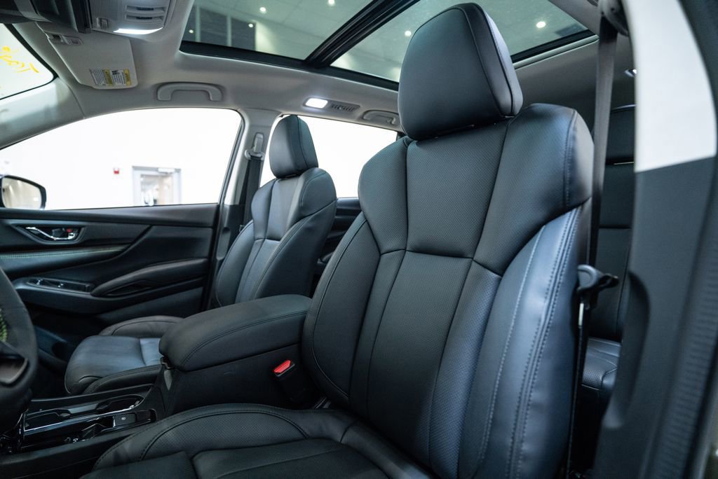 Used 2025 Subaru Ascent Bronze Edition image 6