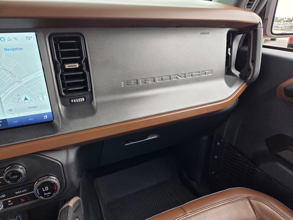 Used 2024 Ford Bronco Outer Banks image 28