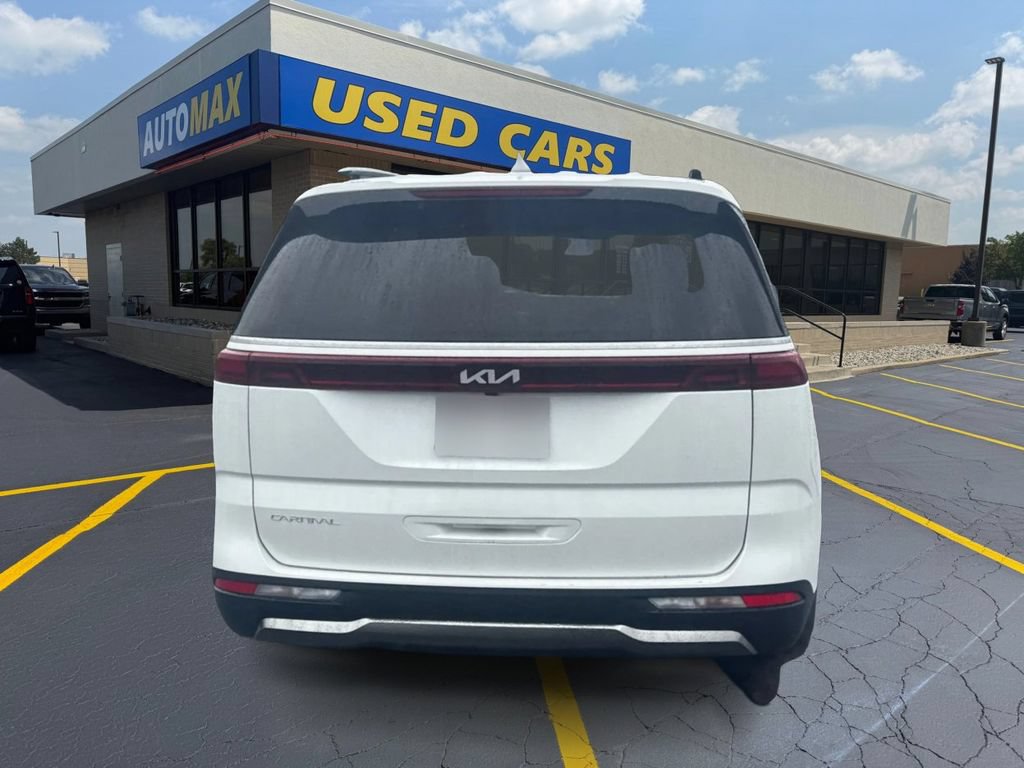 Used 2024 Kia Carnival SX FWD image 7