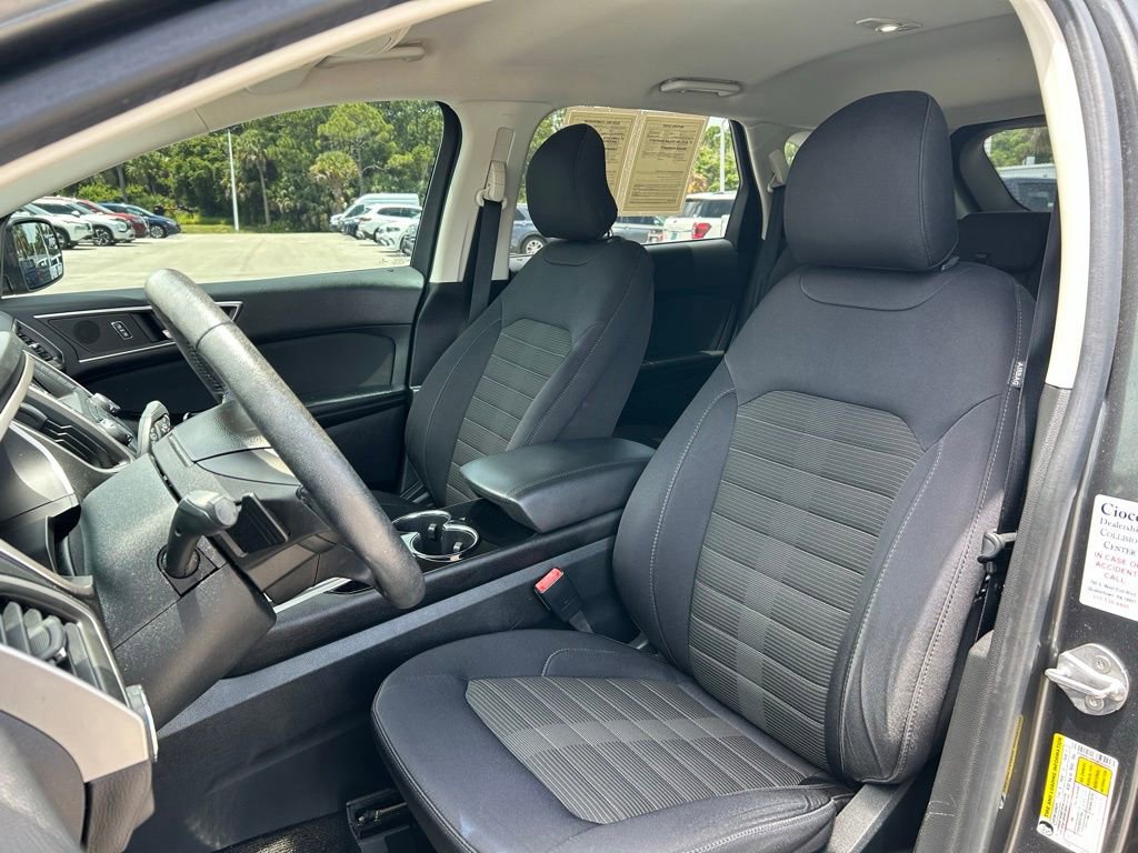 Used 2016 Ford Edge SEL AWD/4WD image 21