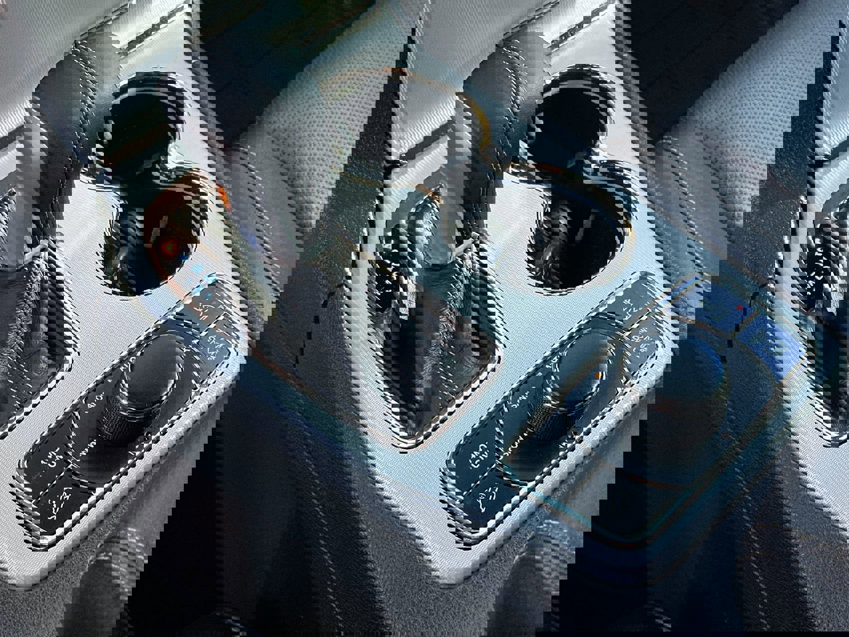 Used 2018 Jeep Grand Cherokee Summit image 20