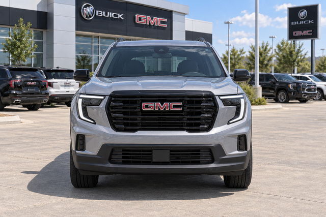 Used 2024 GMC Acadia Elevation w/ Luxury Package FWD image 2