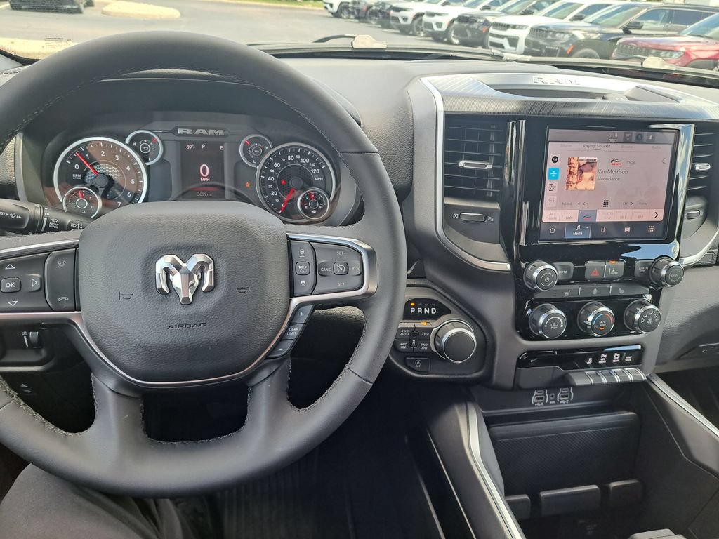 New 2026 RAM 1500 Big Horn AWD/4WD image 10